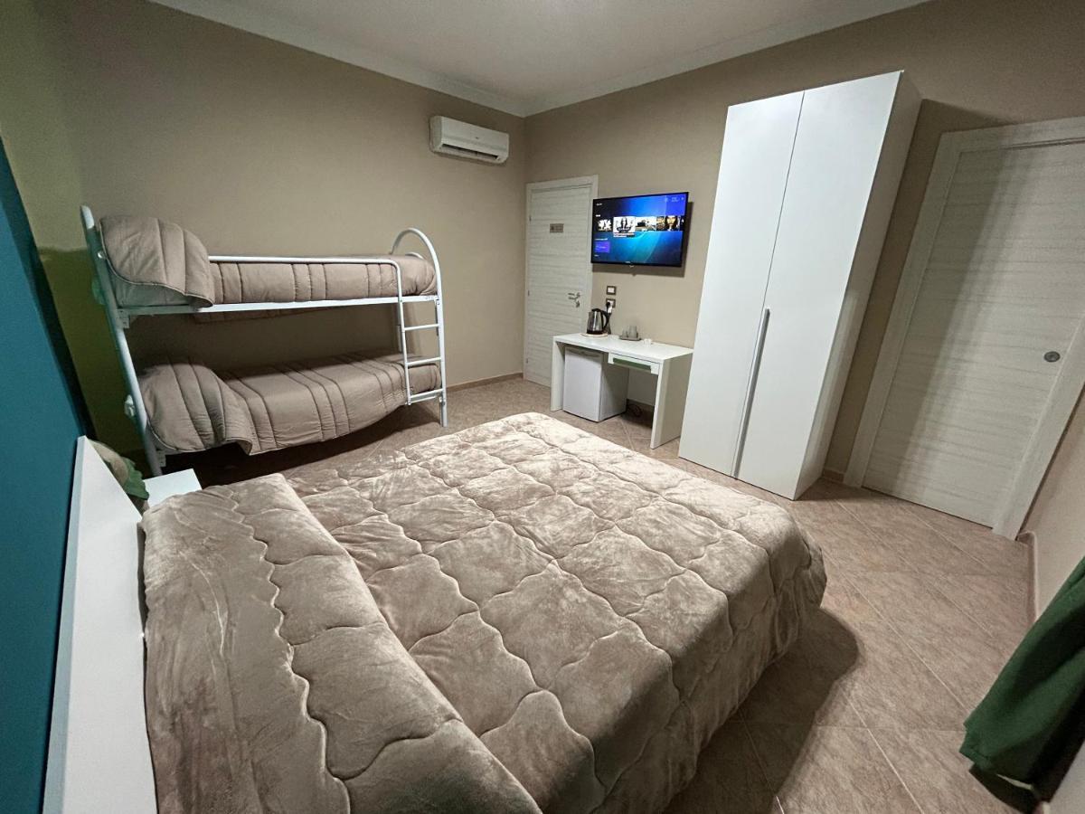 Skycity B&B Naples Extérieur photo