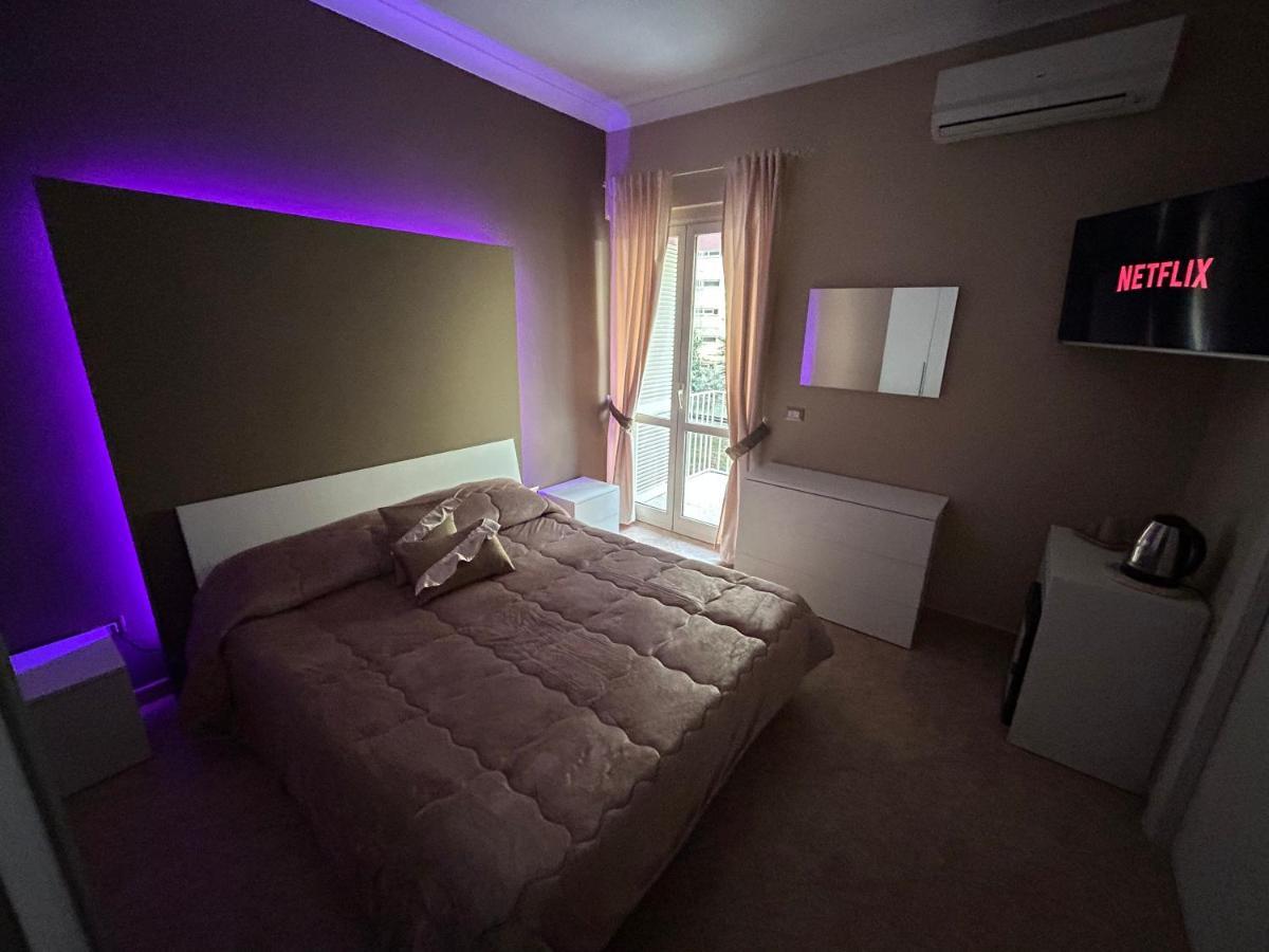 Skycity B&B Naples Extérieur photo
