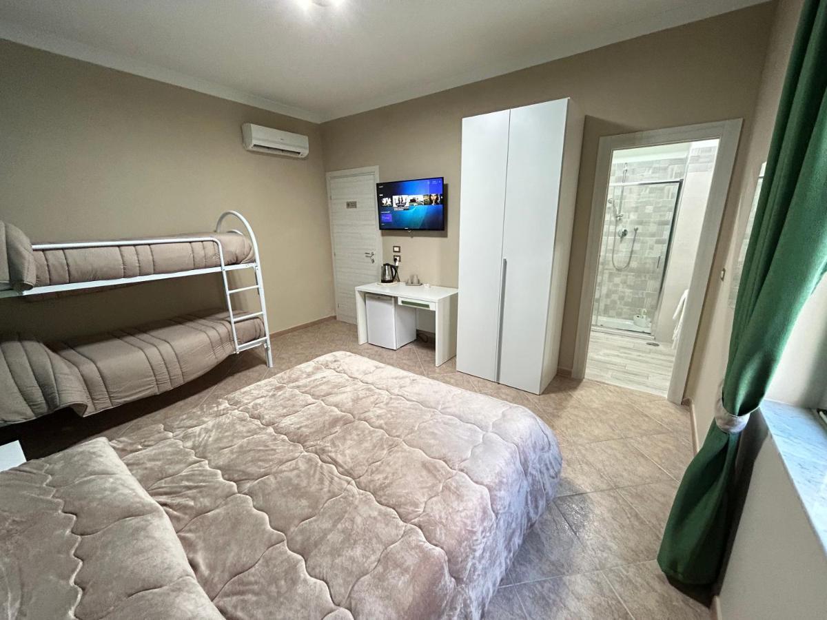 Skycity B&B Naples Extérieur photo